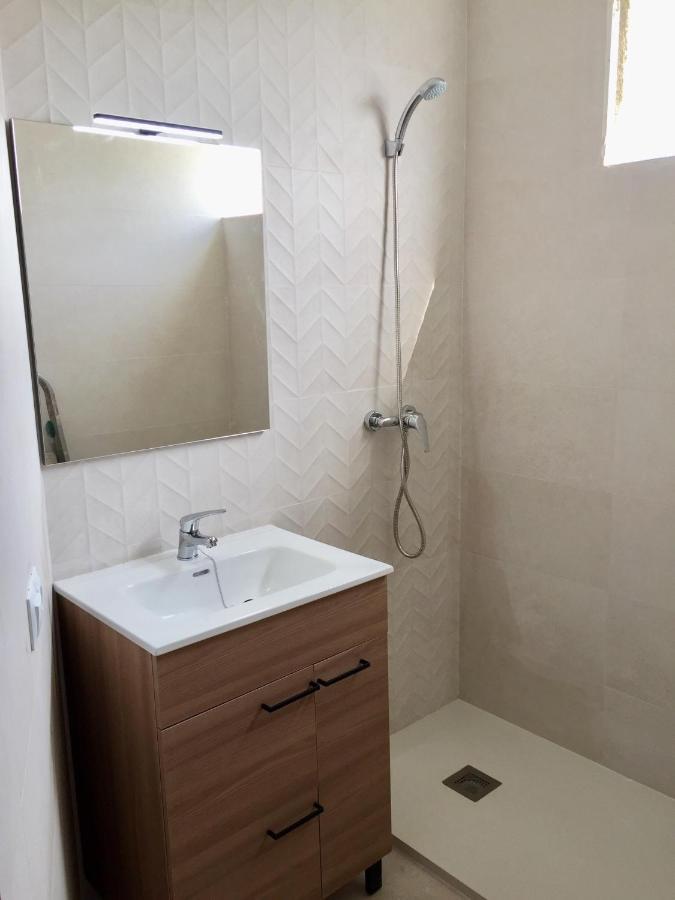 Beachfront Apartment ポルト・ダルクディア エクステリア 写真